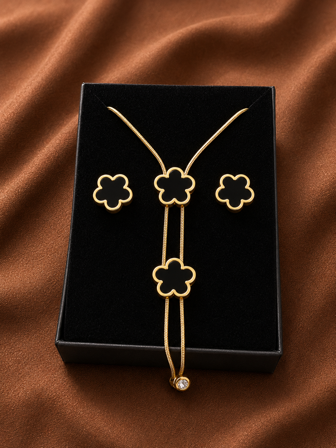 Collier Trèfle Noir – Chic et chic elegant en acier inoxydable pour elle