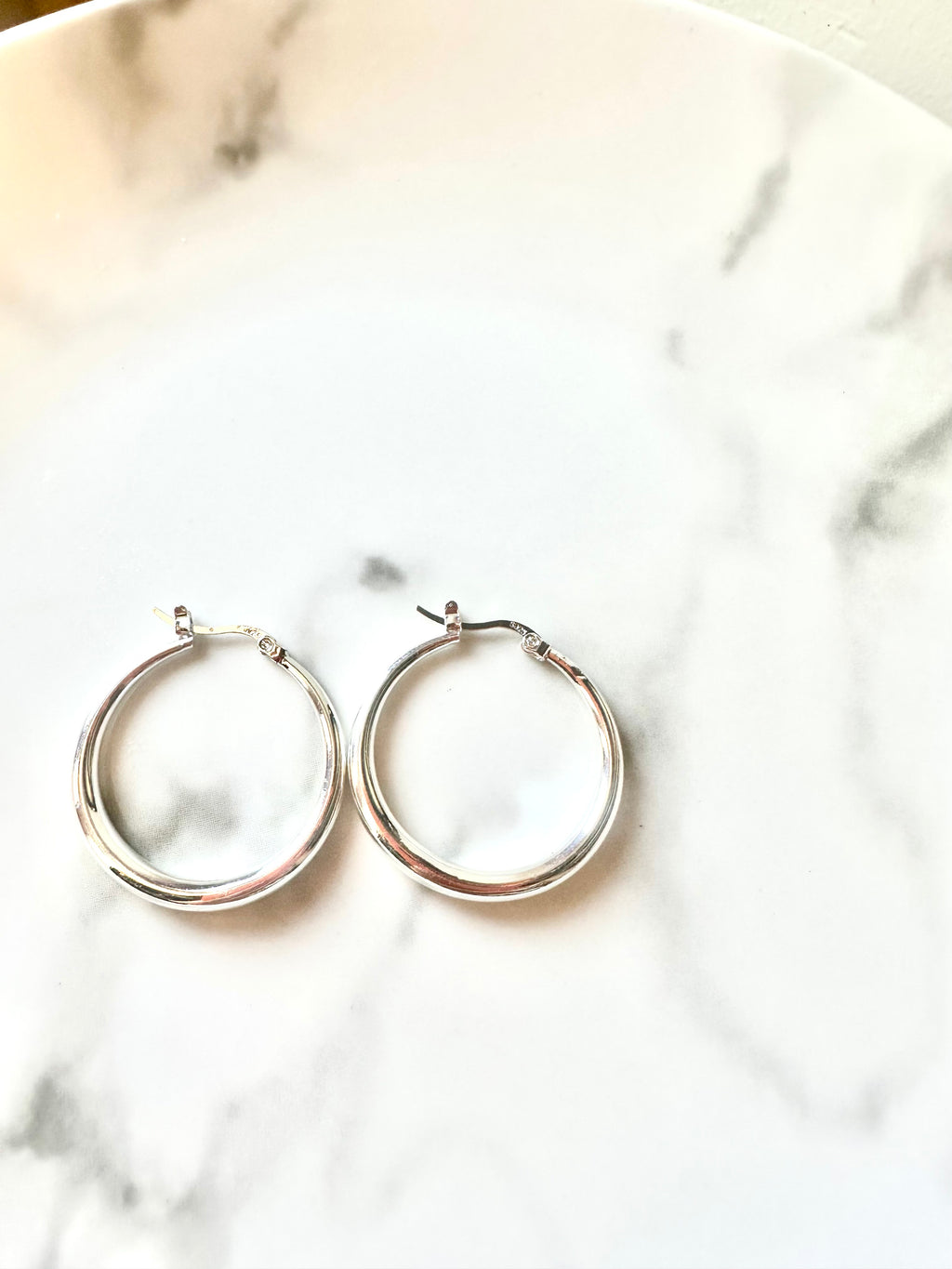 Boucles d’Oreilles Créoles Classiques en Argent 925