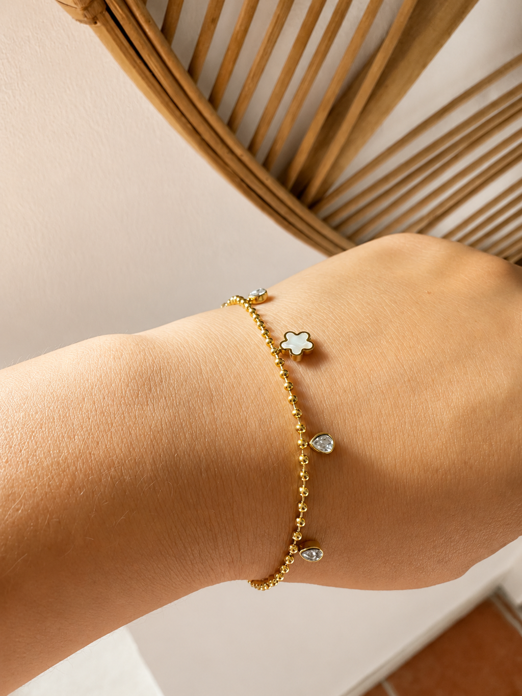 Bracelet Trèfle Nacré & Cristaux Dorés