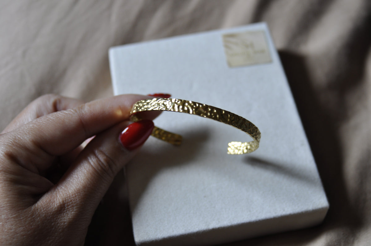 Bracelet Jonc Doré Éclat ✨