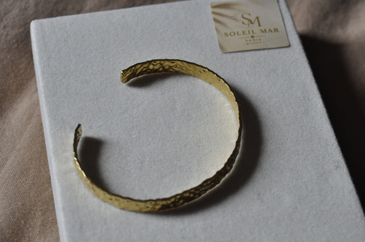 Bracelet Jonc Doré Éclat ✨