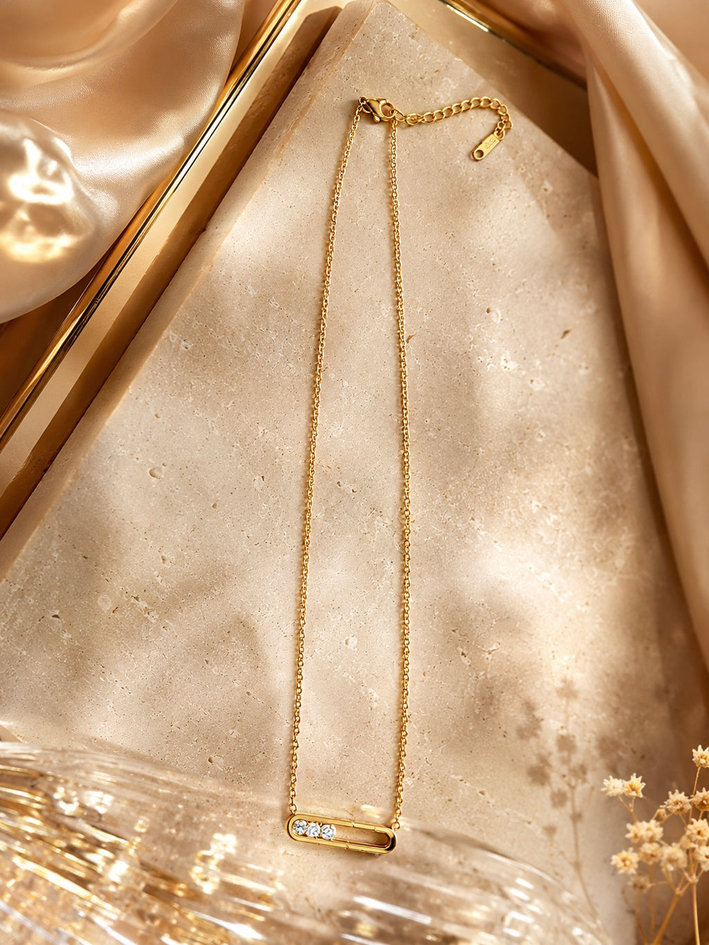 Collier Doré Élégance Cristal – Acier Inoxydable