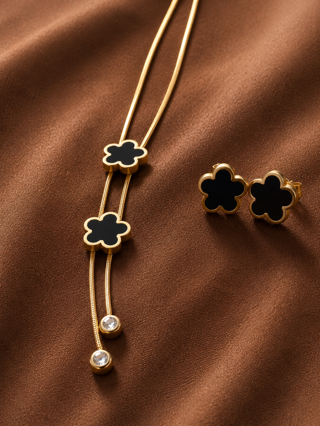 Collier Trèfle Noir – Chic et chic elegant en acier inoxydable pour elle
