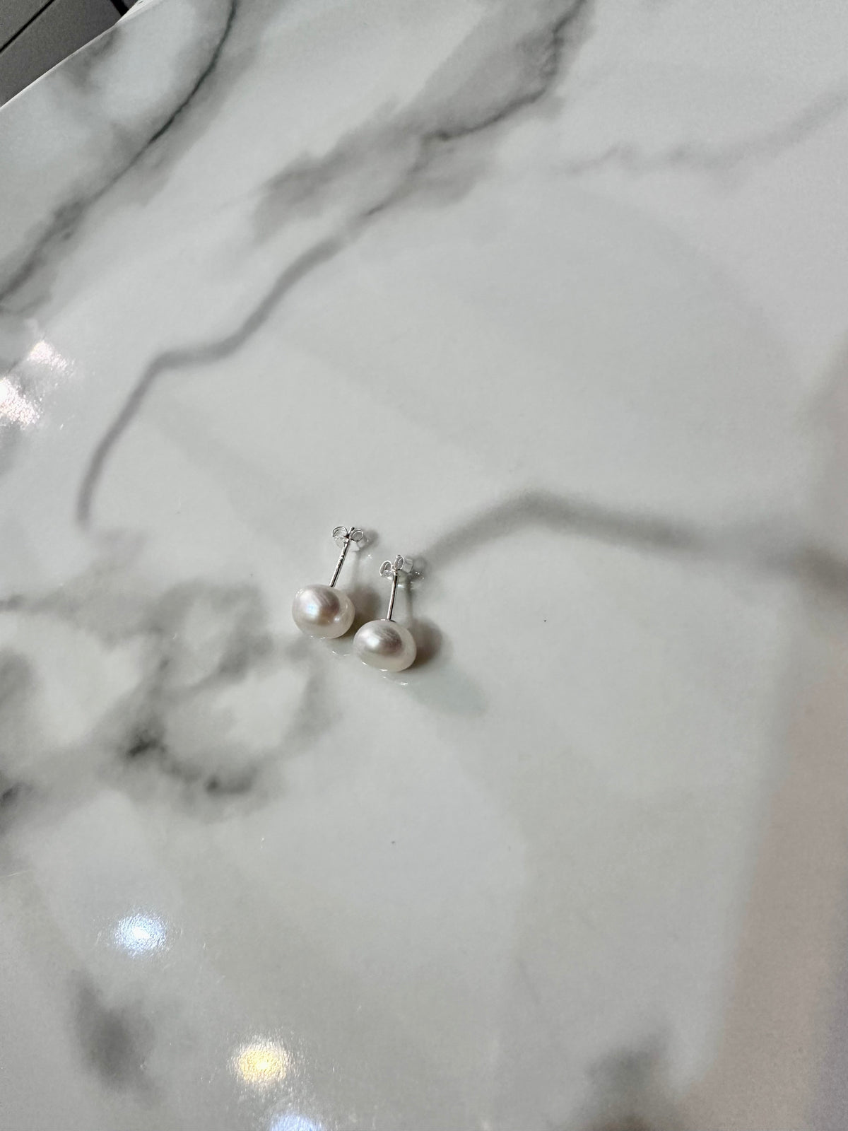 Boucles d’Oreilles Perles Classiques Argentées