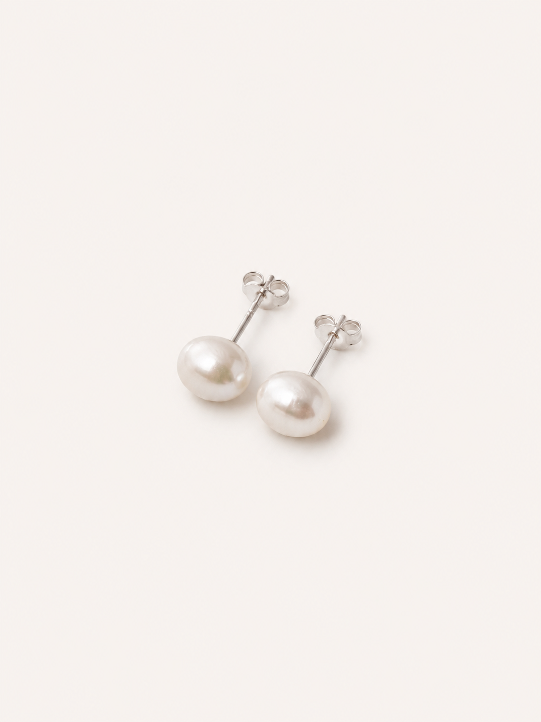 Boucles d’Oreilles Perles Classiques Argentées